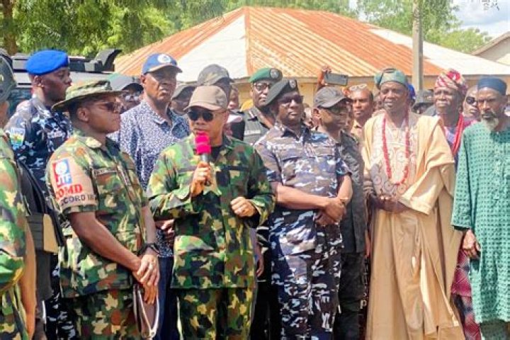 
2baba Has Reacted To The Deplorable State Lamented About The Deplorable State Of The Country 