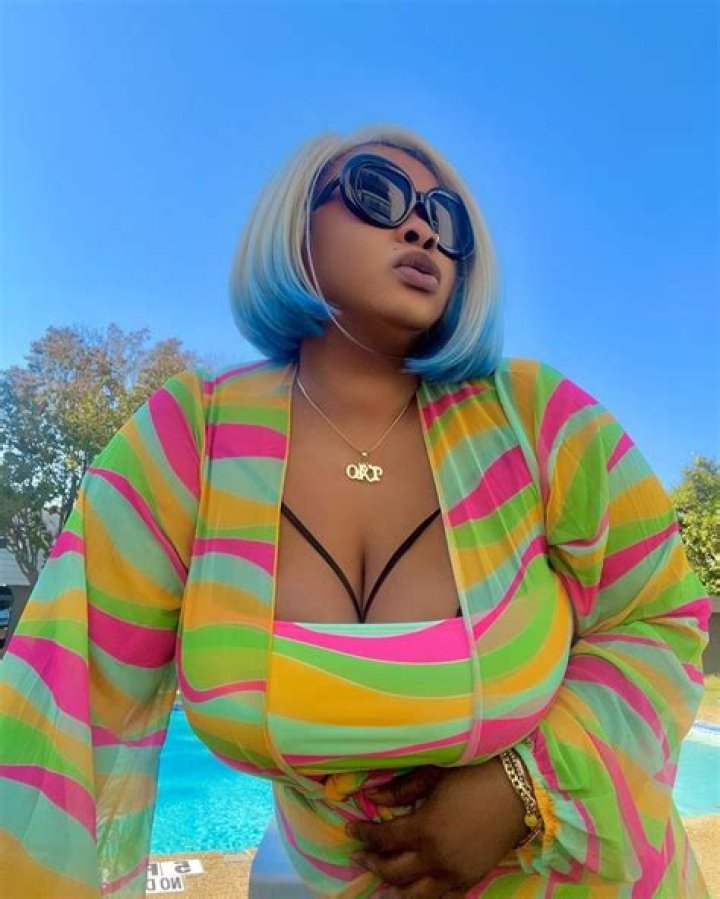 
Actress Dayo Amusa Causes Reactions With Eye-catching Photos Of Herself On Instagram 