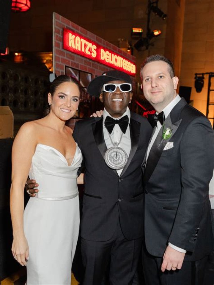 Adam Eats the 80s: Is Adam Richman Married? Wife Or Girlfriend