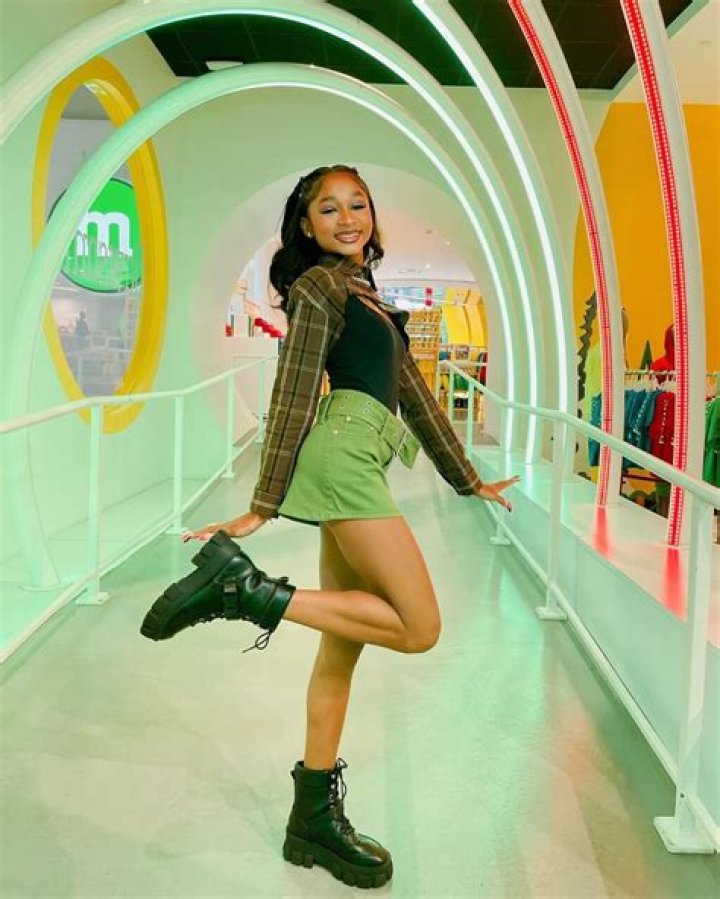 Alaya High Height, Weight, Net Worth, Age, Birthday, Wikipedia, Who, Nationality, Biography