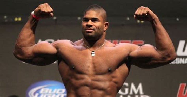 
Alistair Johnston Height, Weight, Net Worth, Age, Birthday, Wikipedia, Who, Nationality, Biography 