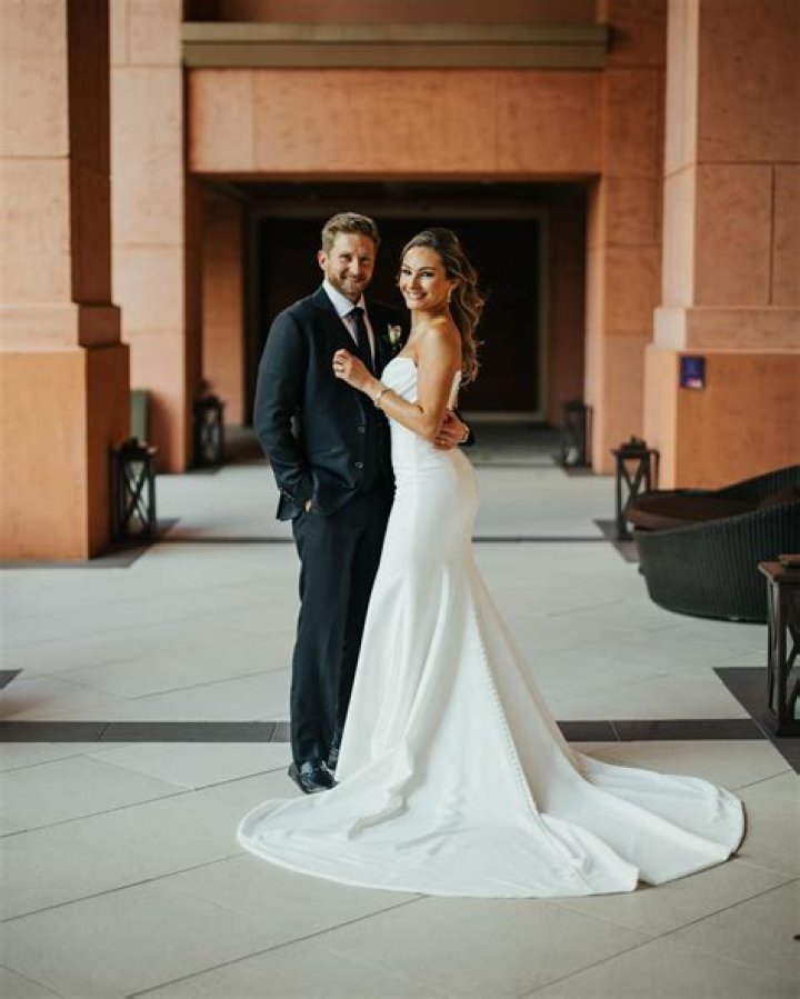 Alyssa Lang And Fiance Trevor Sikkema Are Engaged And Now Planning A Wedding