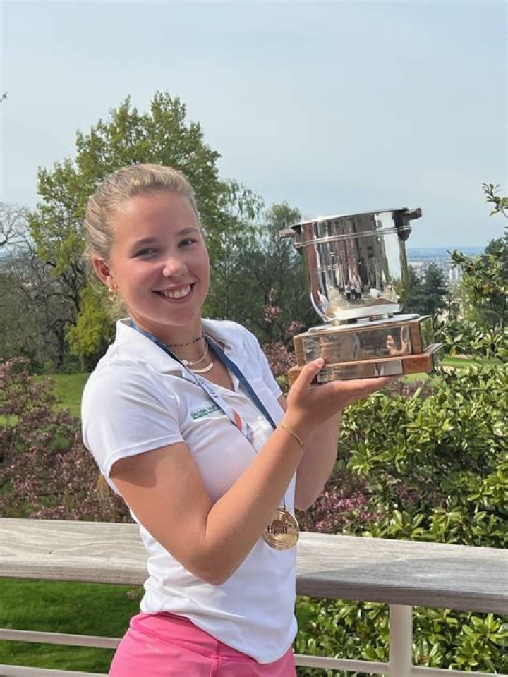 
Amalie Leth-Nissen Height, Weight, Net Worth, Age, Birthday, Wikipedia, Who, Nationality, Biography 