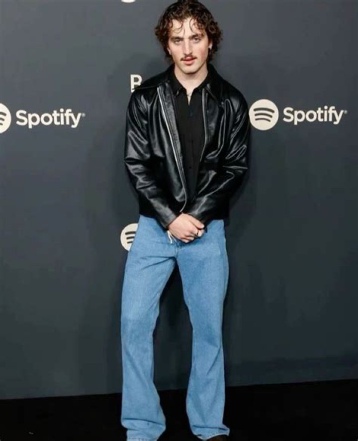 Amber Benson Height, Weight, Net Worth, Age, Birthday, Wikipedia, Who, Instagram, Biography