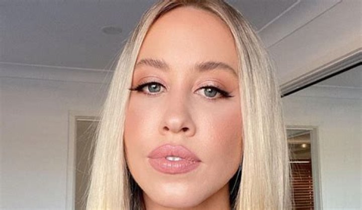 
Amy Hembrow Height, Weight, Net Worth, Age, Wiki, Who, Instagram, Biography 