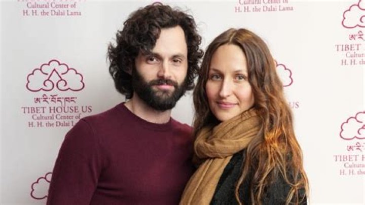 
Amy Schumer Explained Why She Fired Her Doula And Badgley’s Wife 