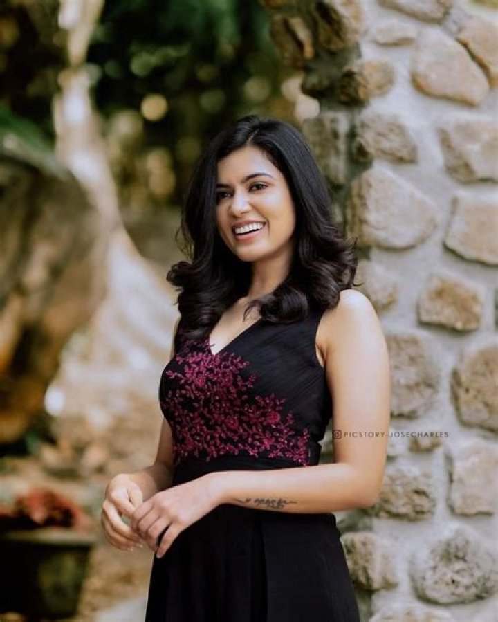 Anju Jadhav Height, Weight, Net Worth, Age, Birthday, Wikipedia, Who, Instagram, Biography