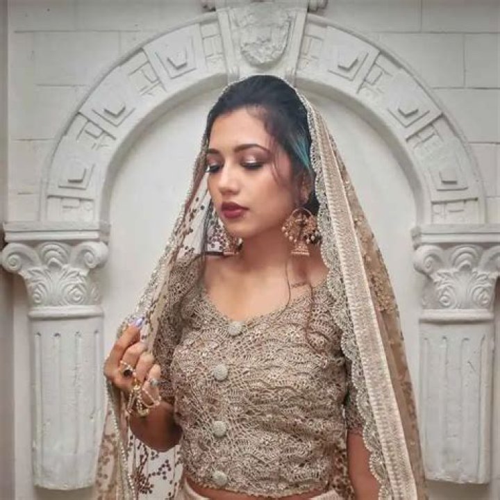 
Anshula Dhawan Height, Weight, Net Worth, Age, Birthday, Wikipedia, Who, Instagram, Biography 