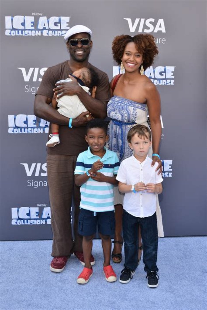 Are Ryan Michelle Bathe Parents Still Alive? Everything On Mother Clare Bather & Father