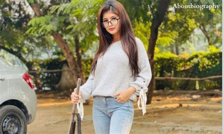 Arishfa Khan Height, Age, Boyfriend, Biography, Wiki, Net Worth