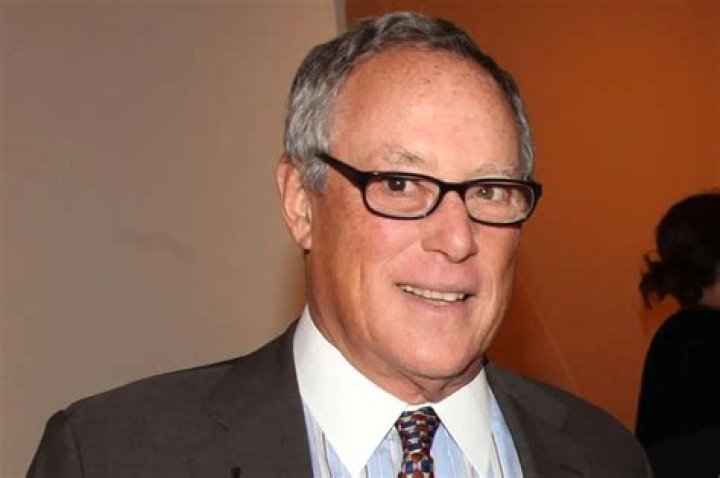 Asher Edelman Height, Weight, Net Worth, Age, Birthday, Wikipedia, Who, Instagram, Biography