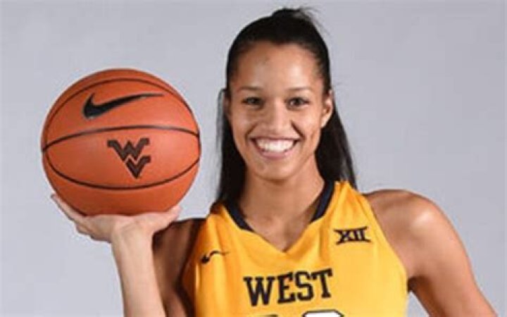 Ashlee Roberson Age, Birthday, Wikipedia, Who, Nationality, Biography