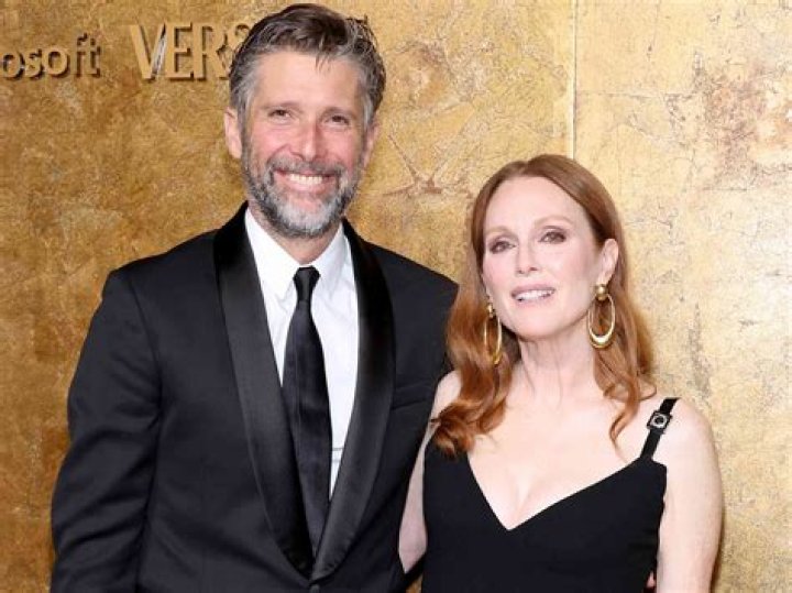 Bart Freundlich And Julianne Moore’s Marital Relationship Height, Weight, Net Worth, Age, Birthday, Wikipedia, Who, Instagram, Biography