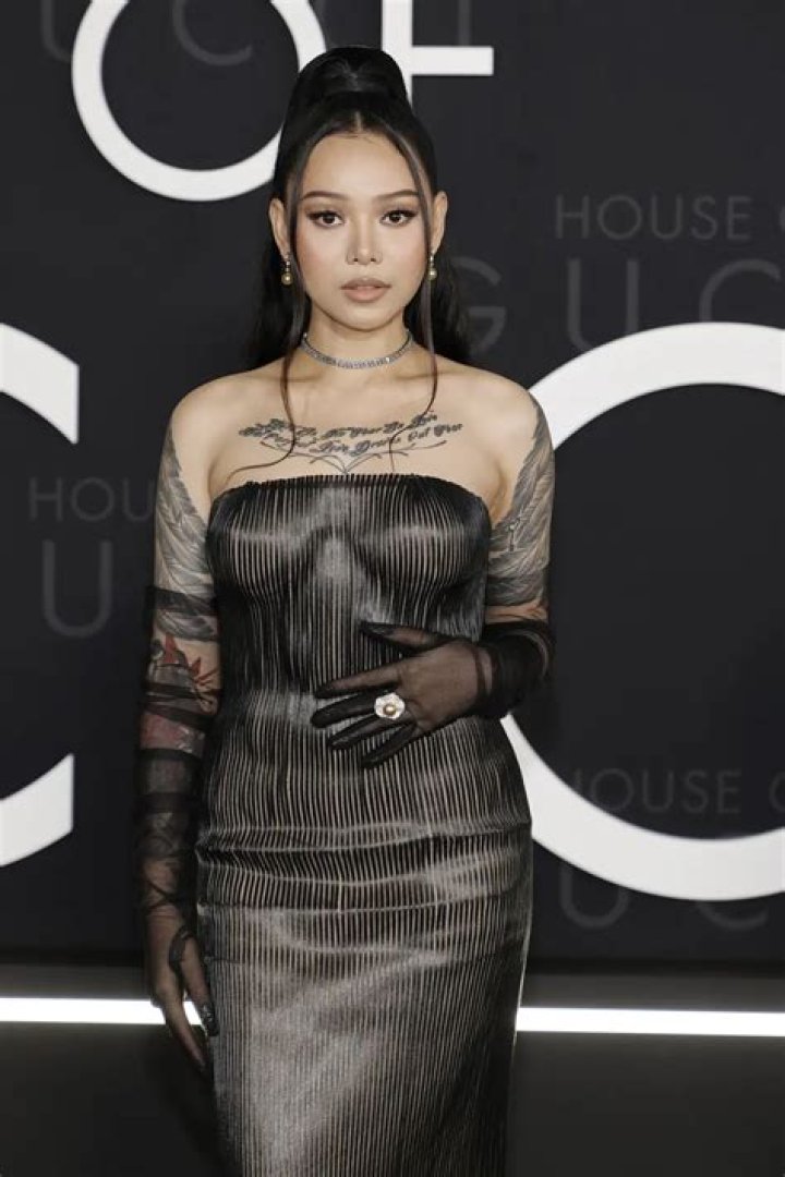 Bella Poarch Height, Weight, Net Worth, Age, Wiki, Who, Instagram, Biography