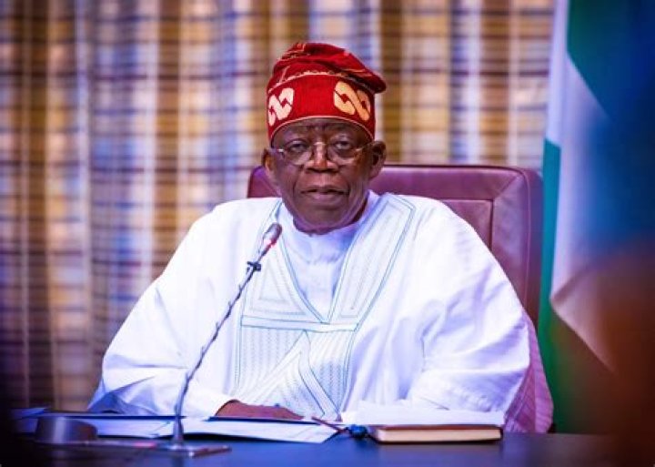 
Bola Tinubu Was The Most Successful Governor Among The Class Of 1999-2007 Set 