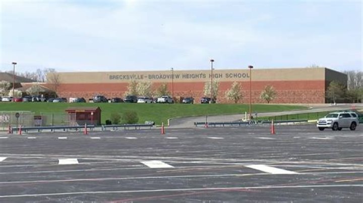 
Brecksville-Broadview Heights High School threat: Students sent home Friday, police investigating 