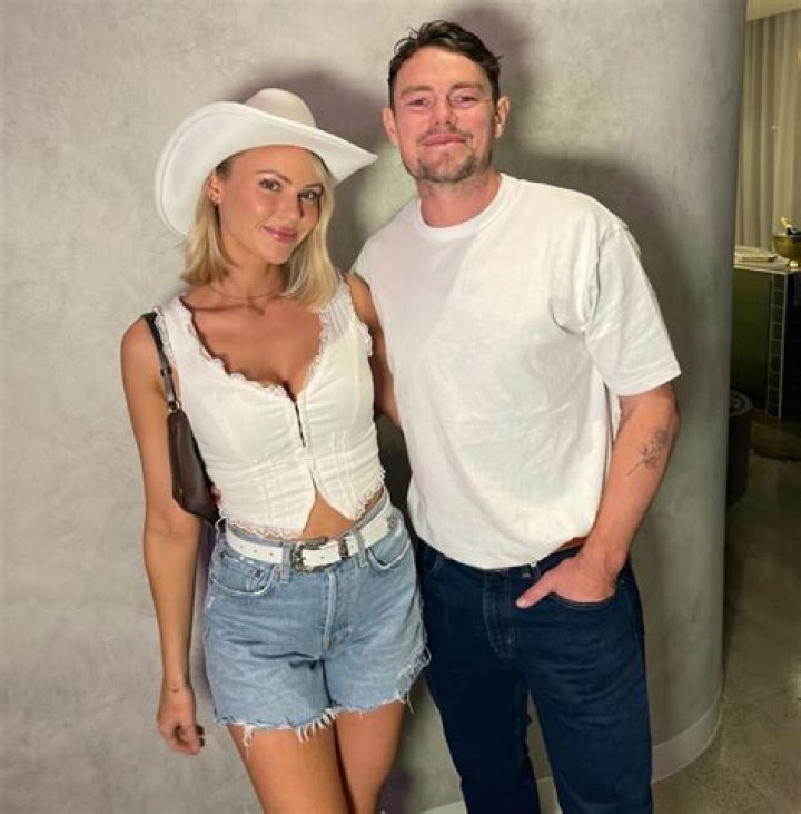 
Bryan Neale Height, Weight, Net Worth, Age, Birthday, Wikipedia, Who, Nationality, Biography 