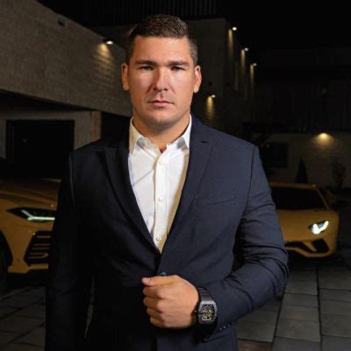 
Calin Donca Net Worth: How Rich Is He? Endorsement And Career Highlights 