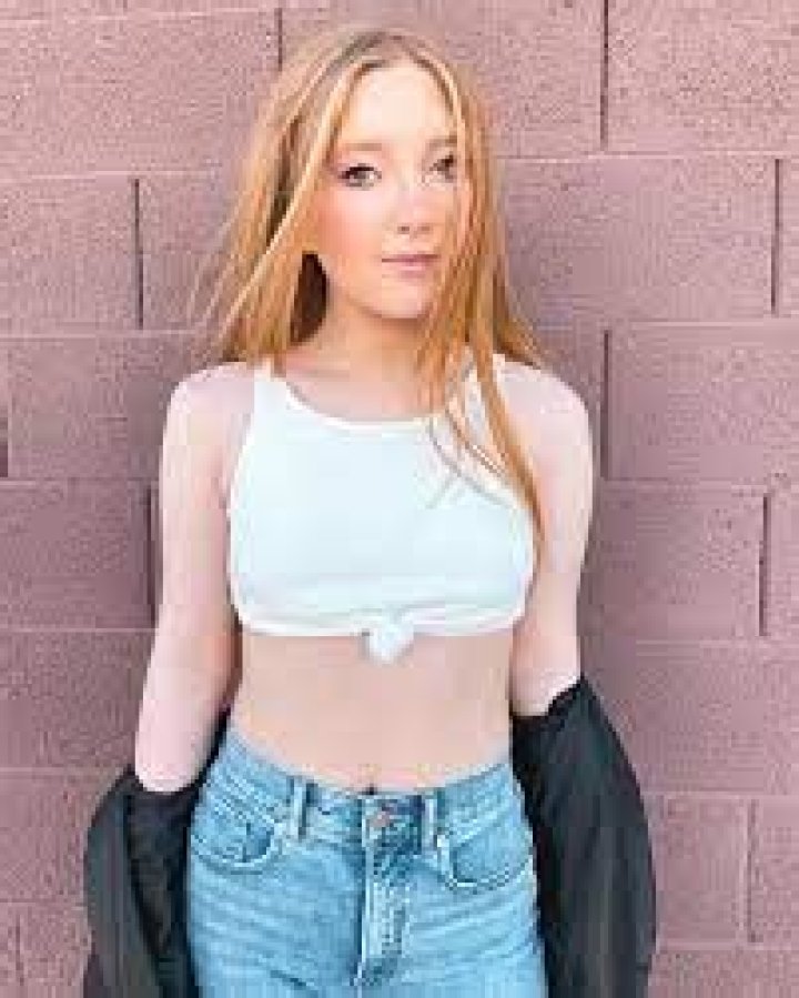 
Camdyn Grey Height, Weight, Net Worth, Age, Birthday, Wikipedia, Who, Nationality, Biography 