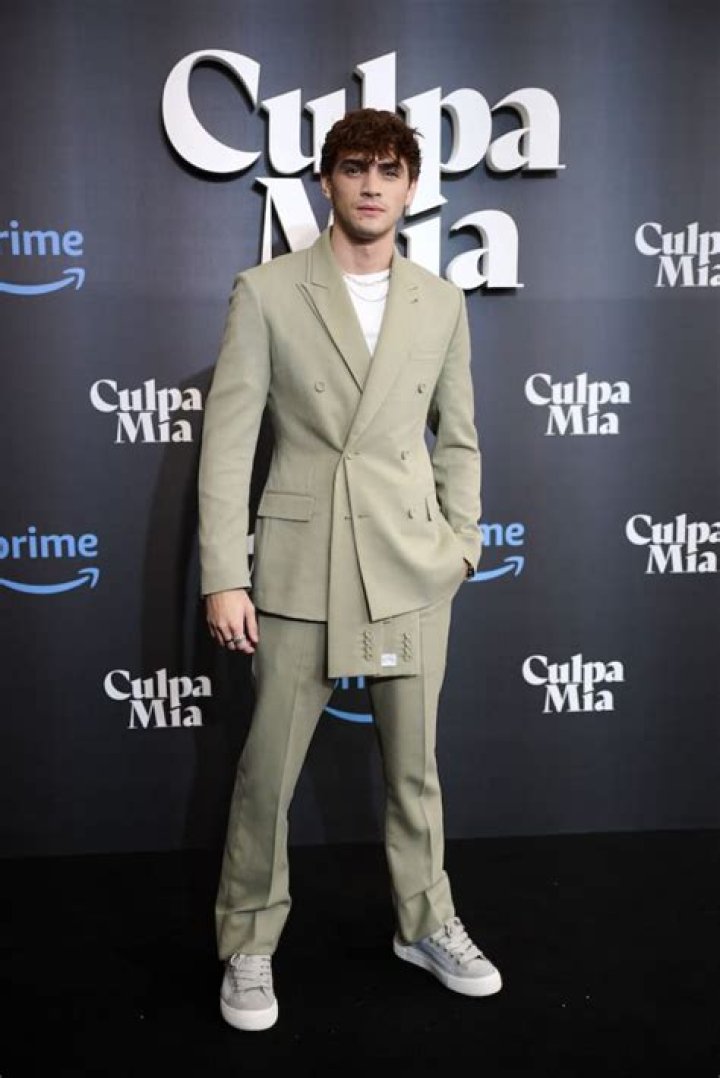 
Camilo Guevara Height, Weight, Net Worth, Age, Birthday, Wikipedia, Who, Nationality, Biography 