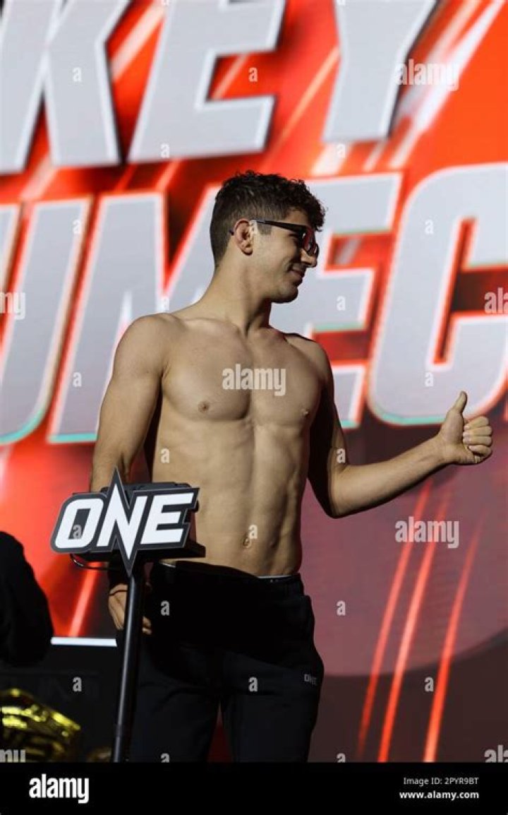 
Carmelo Musumeci Height, Weight, Net Worth, Age, Birthday, Wikipedia, Who, Nationality, Biography 