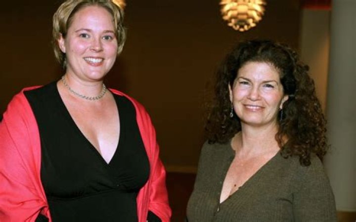 Caroline Marie Henn Height, Weight, Net Worth, Age, Birthday, Wikipedia, Who, Instagram, Biography