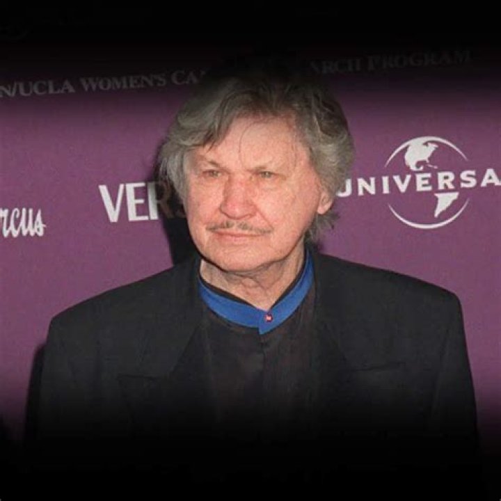 Charles Bronson Height, Weight, Net Worth, Age, Birthday, Wikipedia, Who, Nationality, Biography