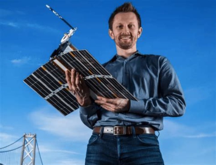 
Chris Boshuizen Age, Birthday, Wikipedia, Who, Nationality, Biography 