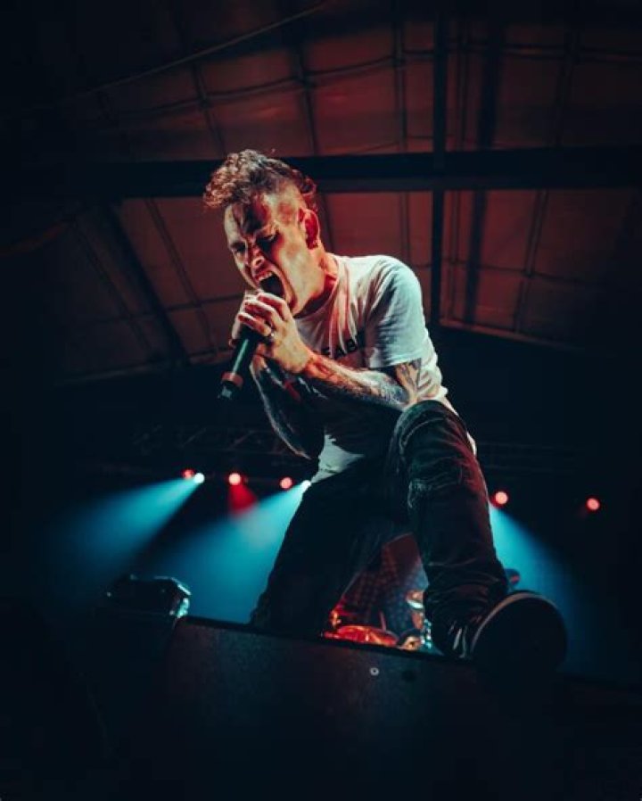 Corey Taylor Height, Weight, Net Worth, Age, Birthday, Wikipedia, Who, Nationality, Biography