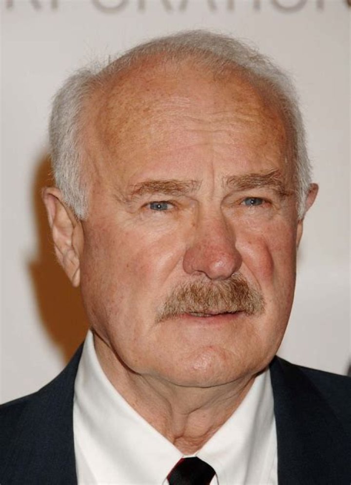 Dabney Coleman Height, Weight, Net Worth, Age, Birthday, Wikipedia, Who, Nationality, Biography