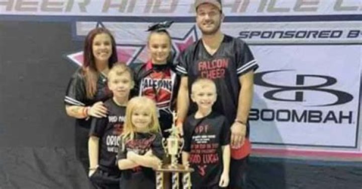 
Dad Thomas Dobosz dies just days after losing wife and 4 children in I-90 car crash 