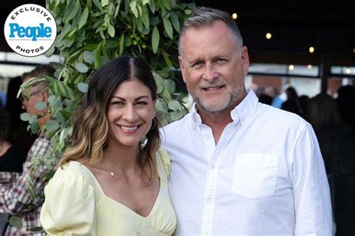 Dave Coulier’s relationship status. Who is his wife and Net Worth?