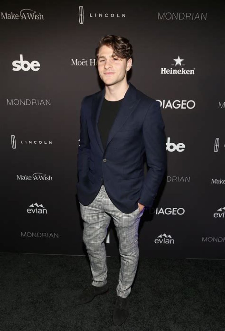 David Garelik Height, Weight, Net Worth, Age, Wiki, Who, Instagram, Biography