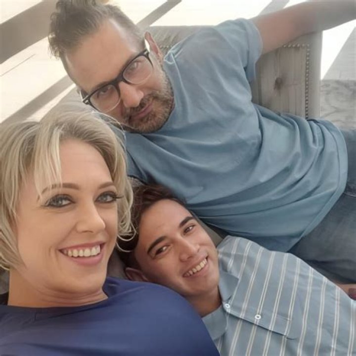 
Dee Breuer’s Biography : Dee Breuer’s Kids 