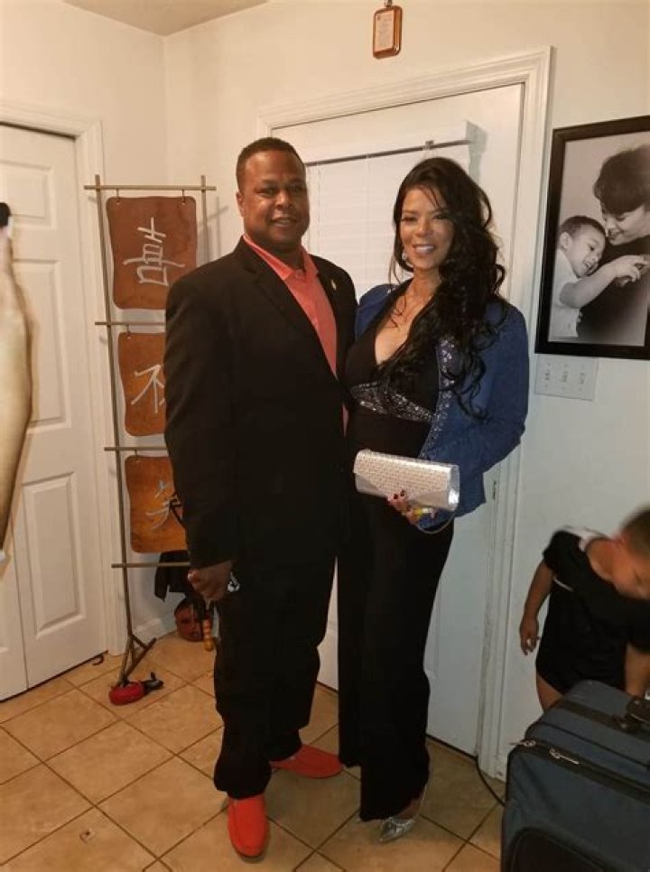 
Delton Dwayne Hall Biography: Is he married? Find out his biography, married, dating, family life , body measurement, career, net worth 