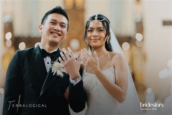 
Demas Narawangsa And Eva Celia Wedding Photos, Musician’s Biodata 