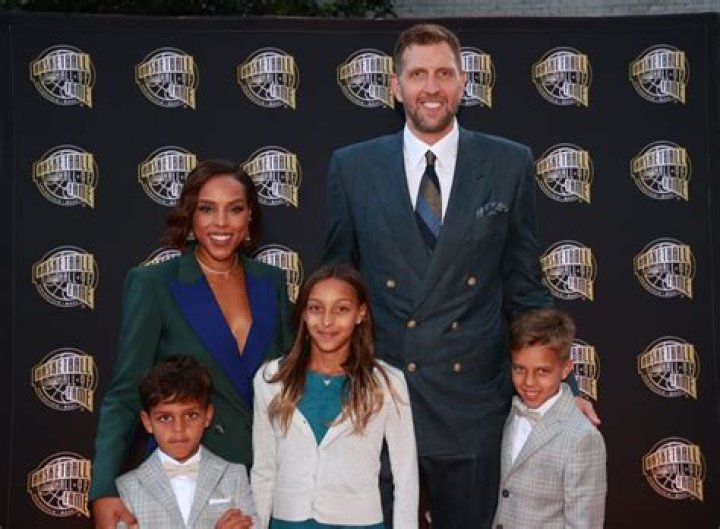 
Dirk Nowitzki is Married to Wife: Jessica Olsson. Kids 