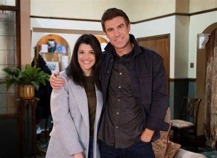 
Does Elani Dekker Have A Husband? Meet The Actress From Silverton Siege On Instagram 