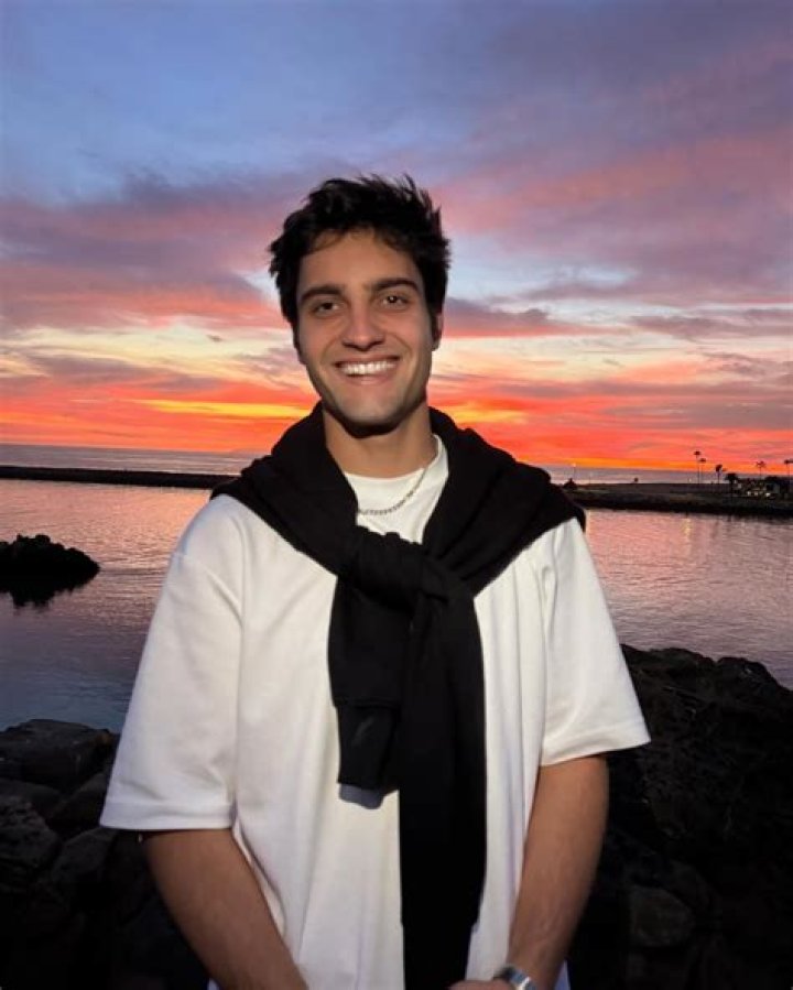 
Dominic Brack Height, Weight, Net Worth, Age, Birthday, Wikipedia, Who, Nationality, Biography 