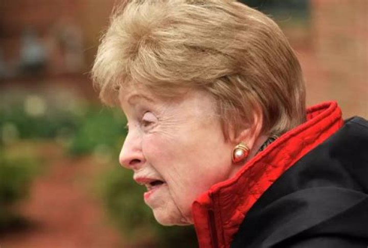 Dorthy Moxley Age, Birthday, Wikipedia, Who, Nationality, Biography