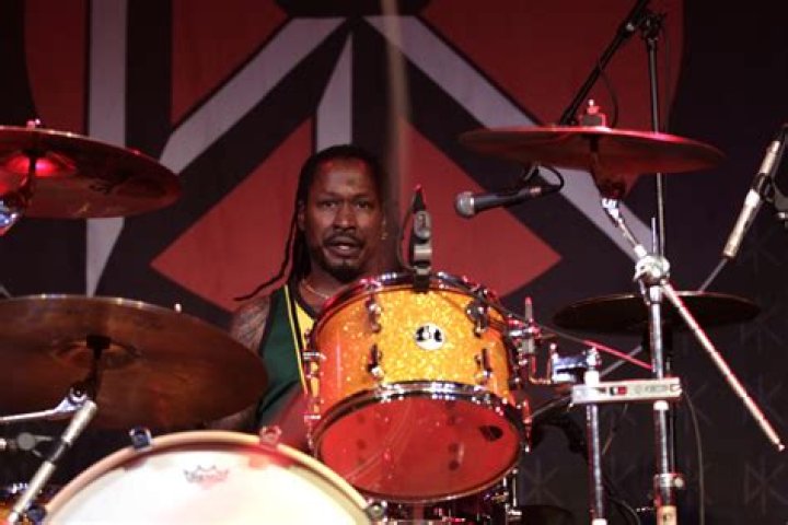 
Drummer for the Dead Kennedys, D.H. Peligro, dies at 63 