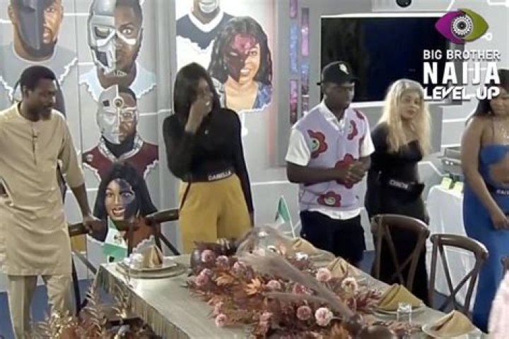 
Ebuka shakes tables at dinner 