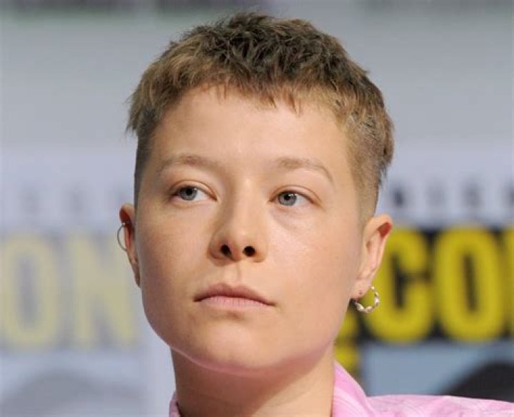 Emma D’Arcy Height, Weight, Net Worth, Age, Birthday, Wikipedia, Who, Instagram, Biography