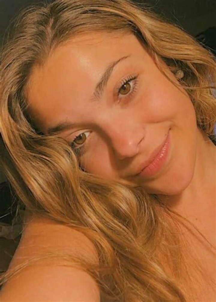 
Erica Delsman Height, Weight, Net Worth, Age, Wiki, Who, Instagram, Biography 