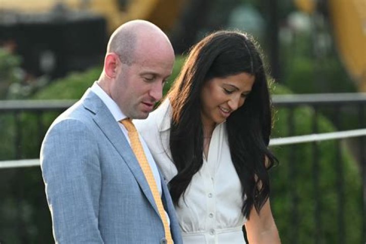 Ezra Miller Wife: Girlfriend + Latest Relationshiop