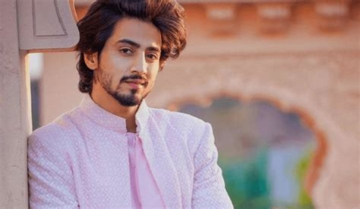 
FAISAL SHAIKH Height, Weight, Net Worth, Age, Birthday, Wikipedia, Who, Nationality, Biography 