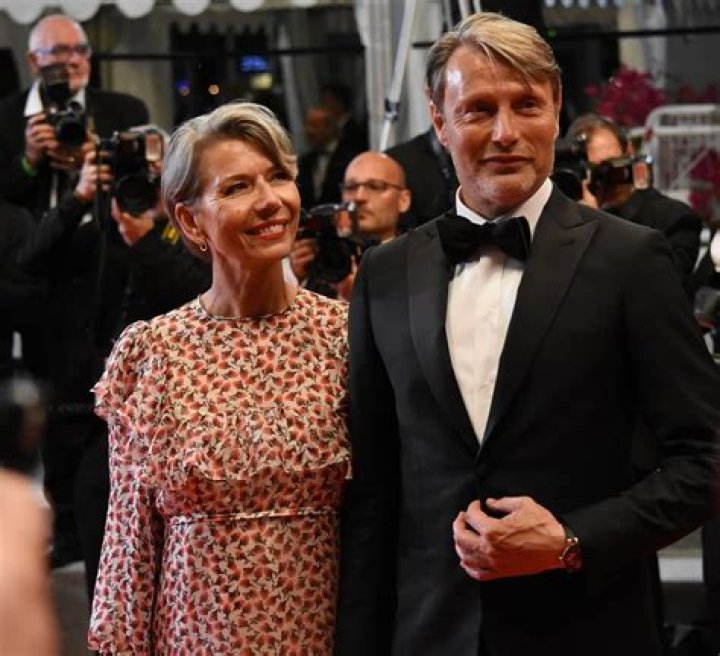 
Fantastic Beasts Actor Mads Mikkelsen And His Wife Hanne Jacobsen’s Married Life 
