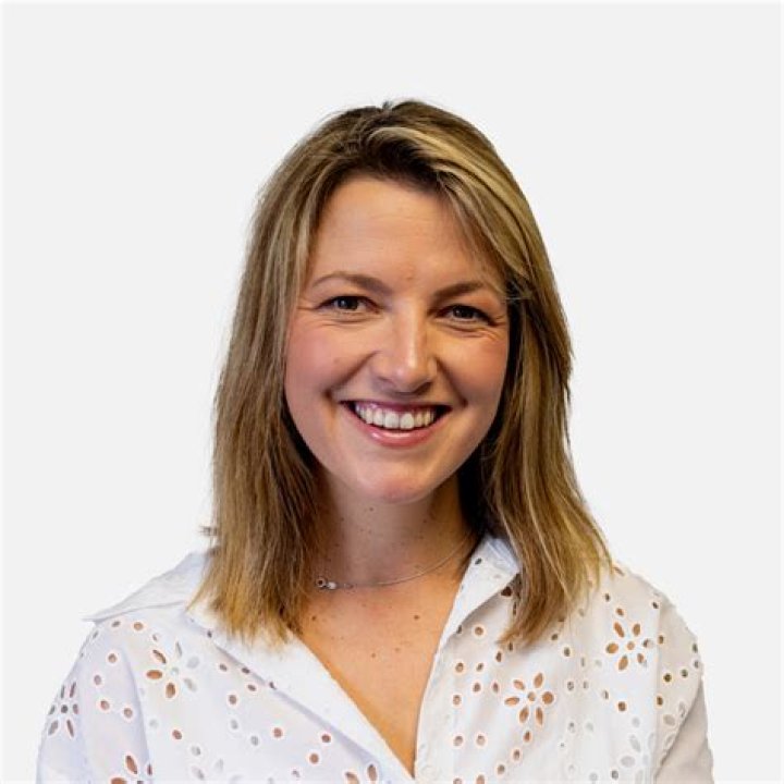 
Felicity Evans Age, Birthday, Wikipedia, Who, Nationality, Biography 