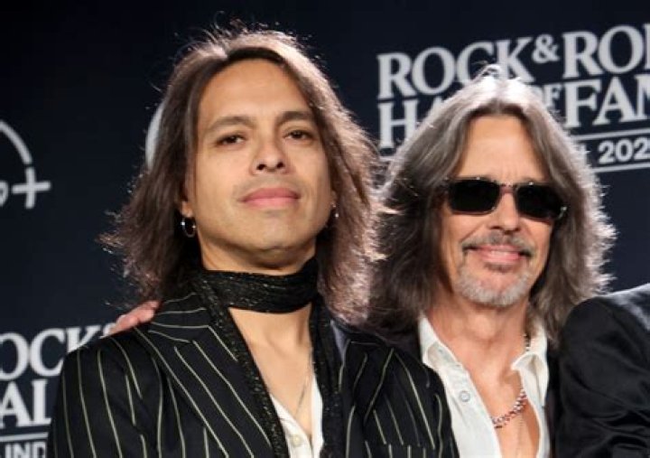 Foreigner’s Kelly Hansen Announced His Wedding Via A Cute but Very Brief Facebook Post