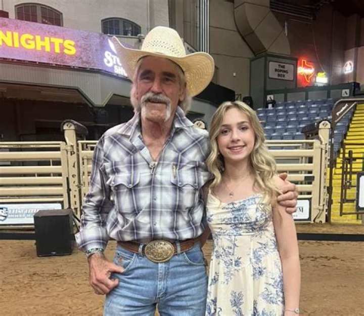 Forrie J Smith Height, Weight, Net Worth, Age, Birthday, Wikipedia, Who, Instagram, Biography